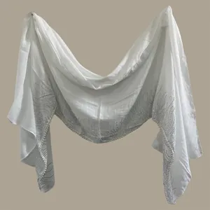 شال زنانه مدل اسلپ نگین و مرواریدی موج دار کد ۰۰۱۰