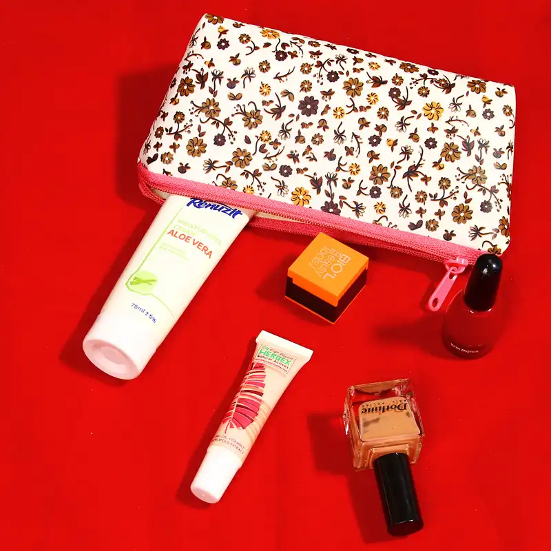 کیف لوازم آرایش زنانه مدل 03