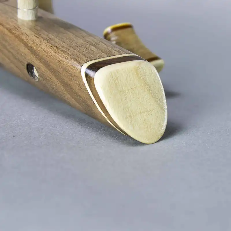 سه تار مدل نوروزیان یک مهر