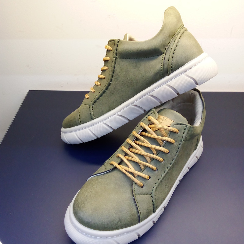 کفش طبی زنانه مدل Riyt