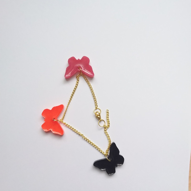 دستبند دخترانه مدل رقص پروانه ها دستبند دخترانه مدل رقص پروانه ها