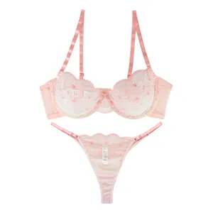 ست سوتین و شورت زنانه برتا مدل فنردار توری کد 2020GC