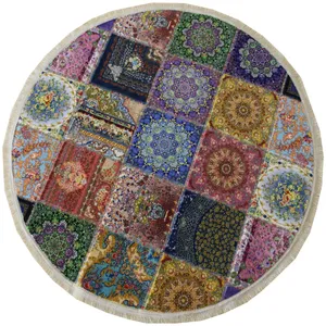  کلاژ فرش ماشینی یک متری نارسیس طرح گرد کد 4709