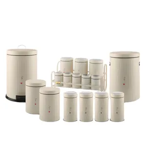 سرویس جهیزیه آشپزخانه ۱۷ پارچه نایس ایران جهیز طرح رمانتیک درب فلز