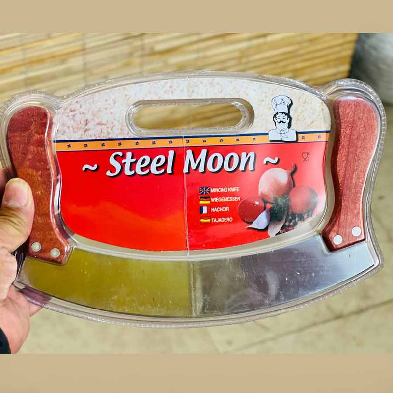 پیتزا بر مدل Steel moon طرح هلالی