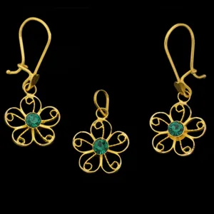 نیم ست طلا 18 عیار زنانه طلای مستجابی مدل گل کد 670146