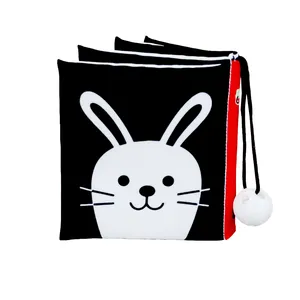 کتاب پارچه ای انتشارات باوان مدل خرگوشی جونم