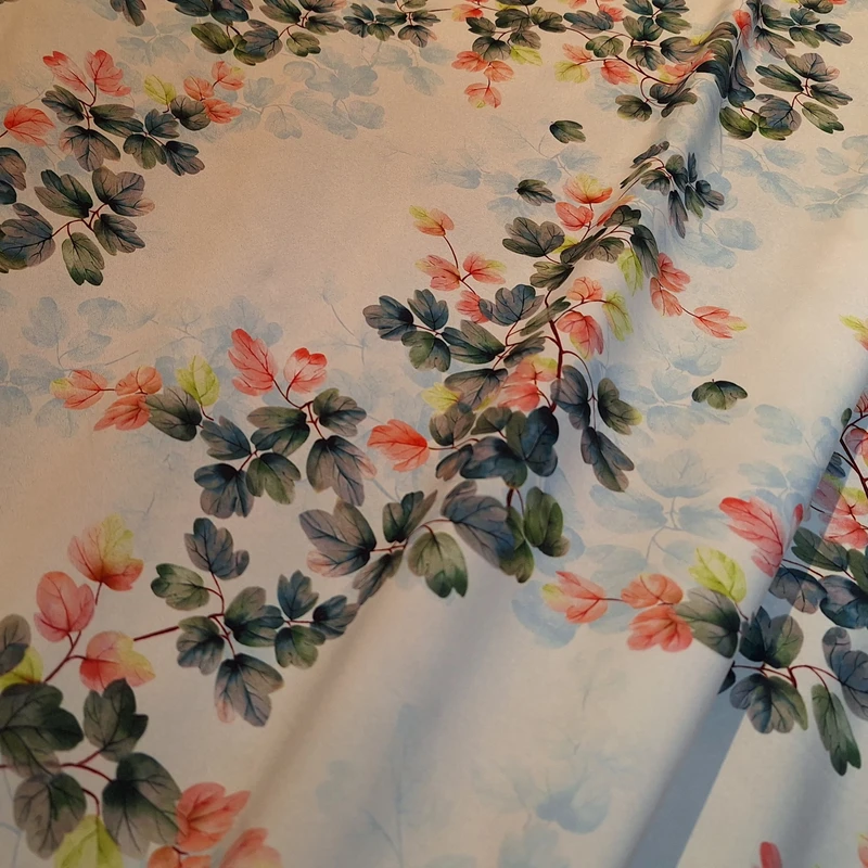 پارچه چادر عرض ۱.۵ متر مدل سوپرسافت گلدار رنگ شیری