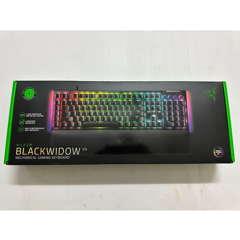 کیبورد مخصوص بازی ریزر مدل Blackwidow V4 Green Switch 1
