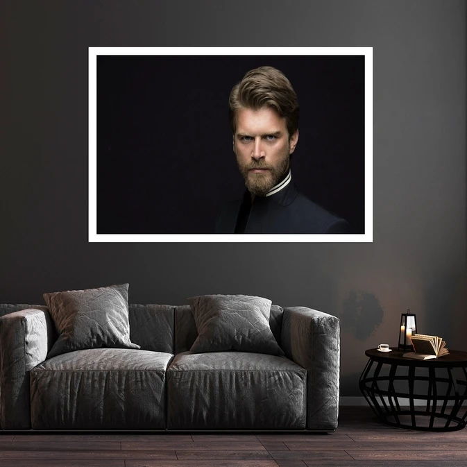 تابلو بکلیت طرح مشاهیر سینمای جهان کیوانچ تاتلیتوغ مدل قاب شاسی W-s10072