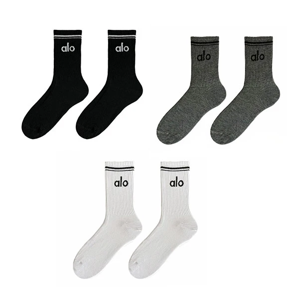 جوراب ورزشی زنانه کد PH881 بسته سه عددی