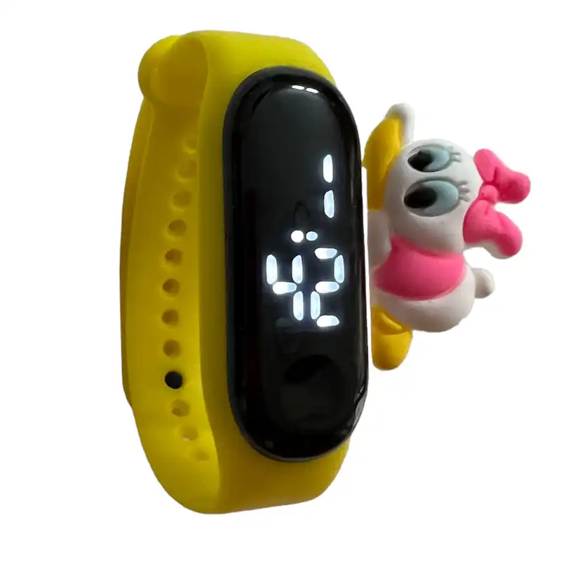 ساعت مچی دیجیتال بچگانه مدل ضد آب لمسی طرح بیبی داکی کد BB YEL 22