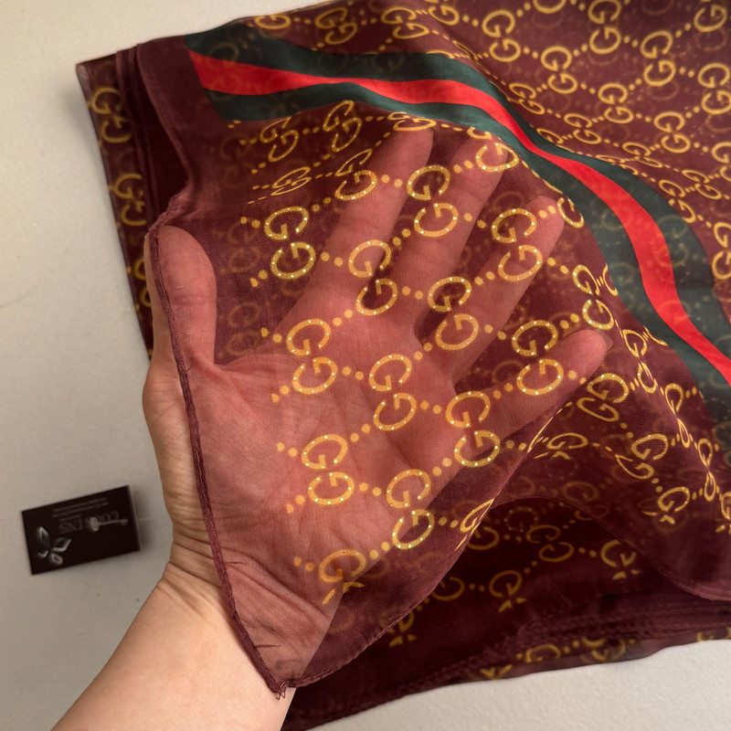 روسری زنانه مدل حریر ابرشیم زنجیری وارداتی مهمانی مجلسی کد ۱