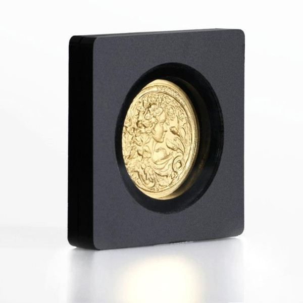 شمش طلا 24 عیار پرنیا مدل نقش برجسته ملکه گلها شمش طلا 24 عیار پرنیا مدل نقش برجسته ملکه گلها