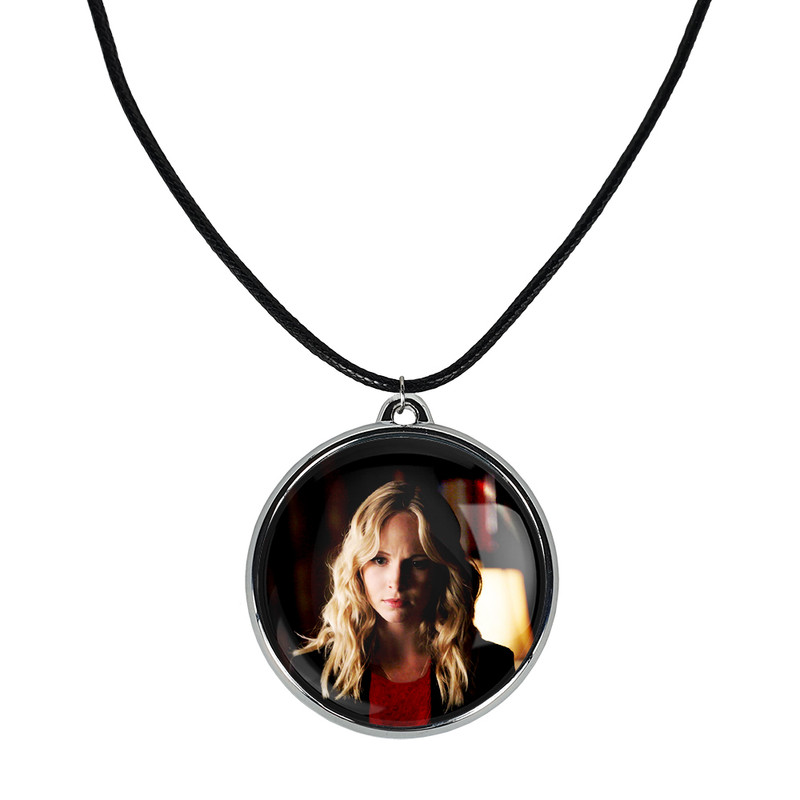 گردنبند خندالو مدل الینا گیلبرت و کارولاین فوربز خاطرات یک خون آشام The Vampire Diaries کد 2025520254