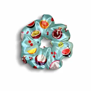 کش مو زنانه مدل اسکرانچی طرح میوه های کیوت 