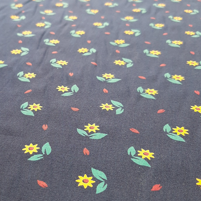 پارچه لباس طرح گل کد ۹۶