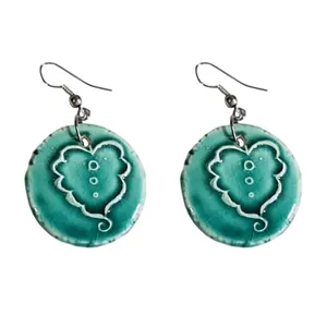 گوشواره زنانه مدل نقش برجسته طرح برگ دار  کد 5601