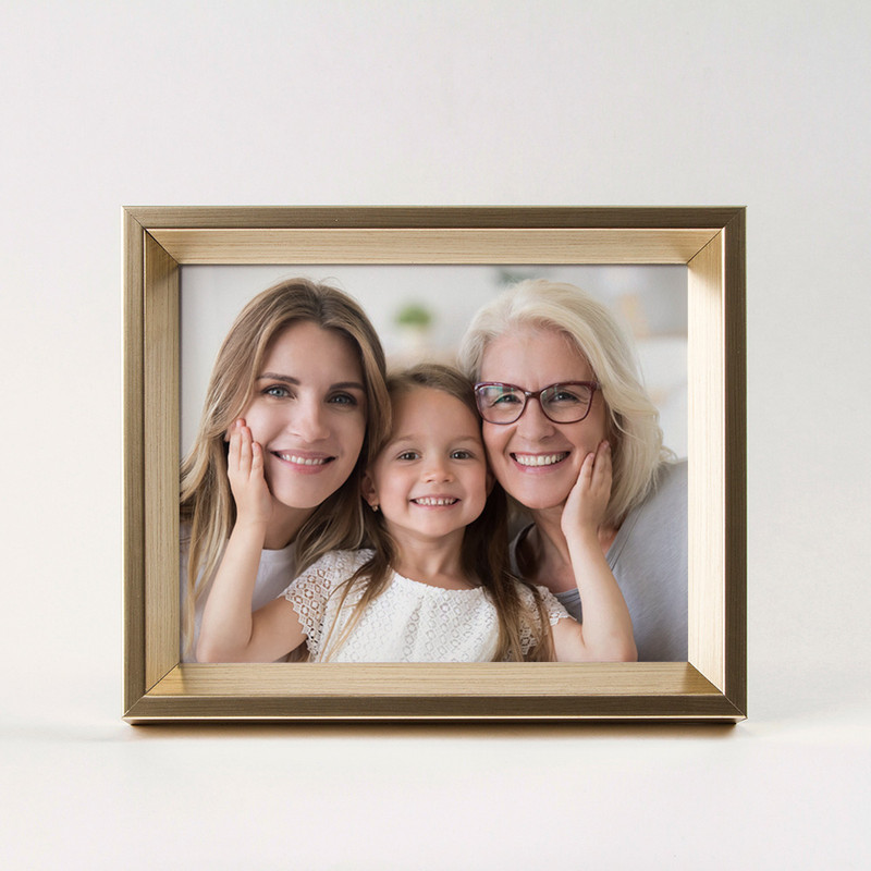 قاب عکس سالی وود مدل ۲۰۸  کد FPBEG-33B-2025-101 سایز 20×25 سانتی متر