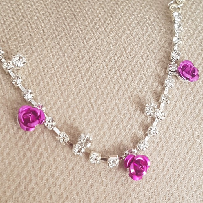 دستبند دخترانه مدل گل رز کد P1907 دستبند دخترانه مدل گل رز کد P1907