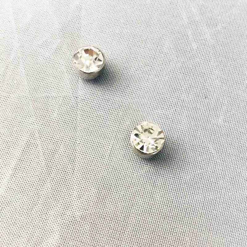 گوشواره زنانه مدل مگنتی نگینی گوشواره زنانه مدل مگنتی نگینی