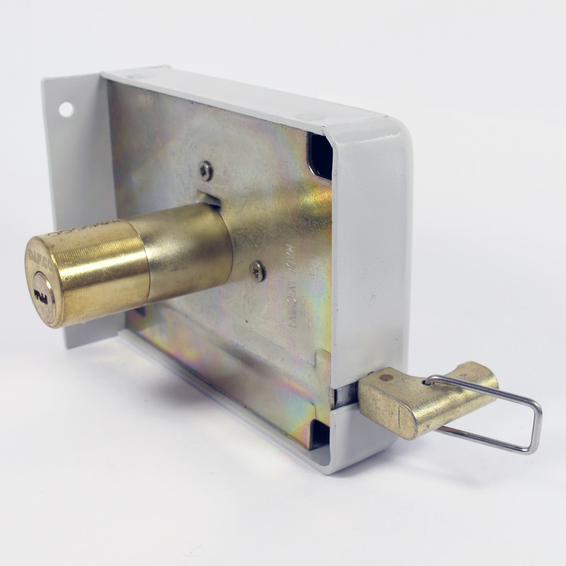 قفل حیاطی داف مدل 630 قفل حیاطی داف مدل 630