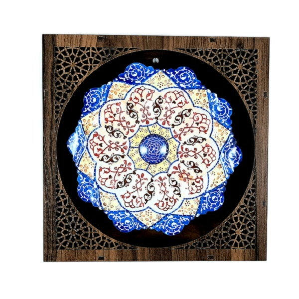 بشقاب میناکاری طرح اسلیمی همراه با قاب 
