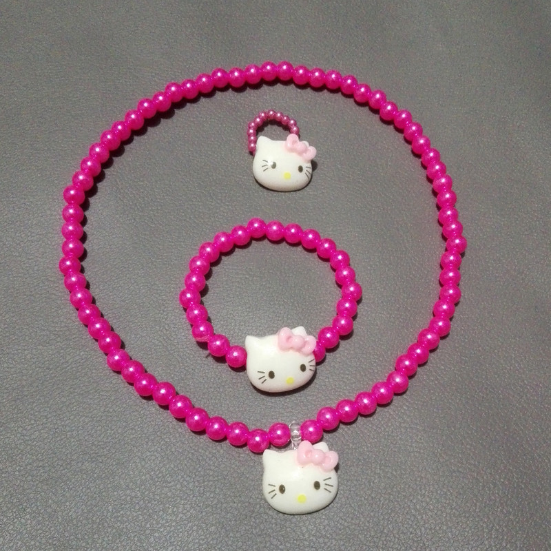 نیم ست دخترانه مدل مروارید کشی طرح کیتی کد 202 نیم ست دخترانه مدل مروارید کشی طرح کیتی کد 202