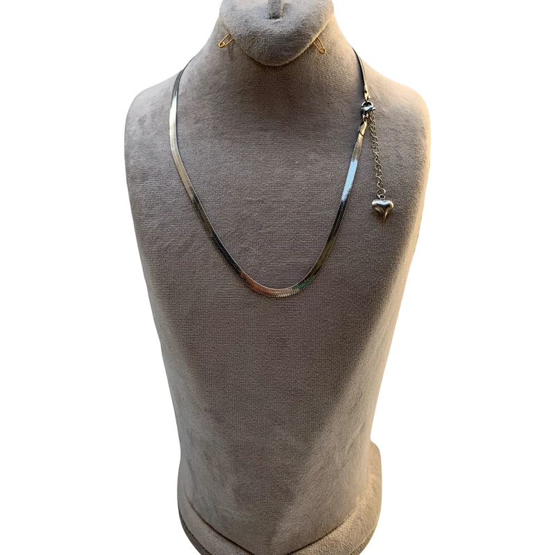 گردنبند زنانه مدل ماری قلبی