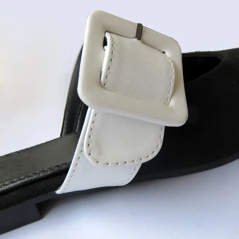 صندل زنانه مدل کمربندی سگک دار