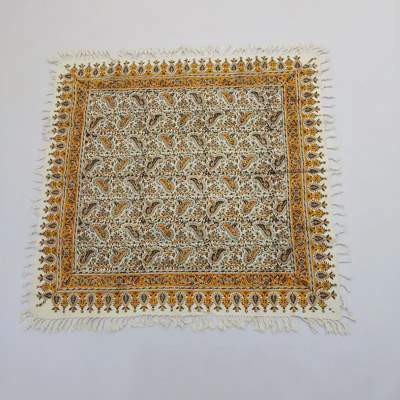 رومیزی قلمکار مدل تینا طرح سلسله ای کد T27