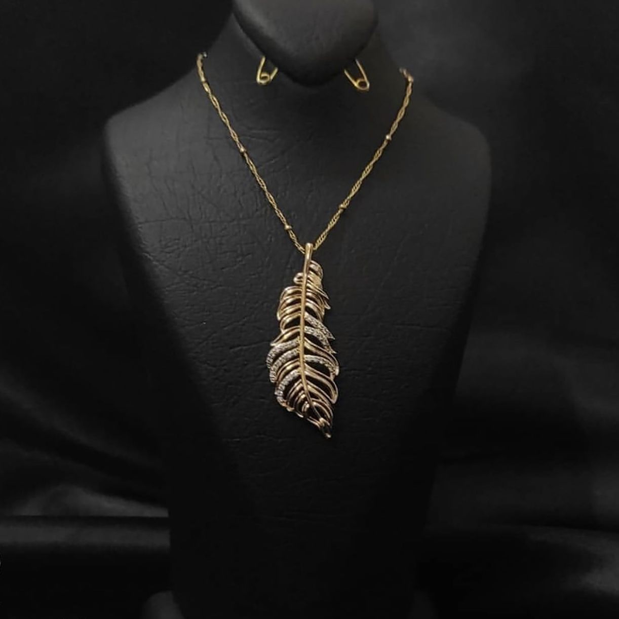 آویز گردنبند زنانه ژوپینگ مدل پر -  - 2