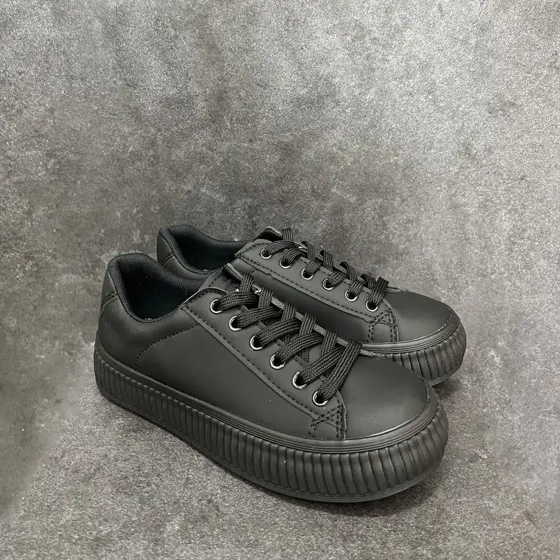 کفش روزمره زنانه مدل موگه2