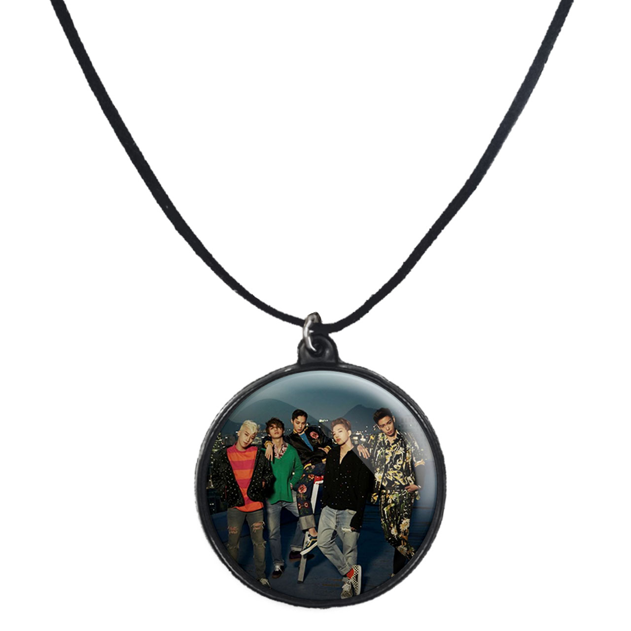 گردنبند پرمانه طرح گروه موسیقی بیگ بنگ BIG BANG کد pmb.15234 مدل دو طرفه