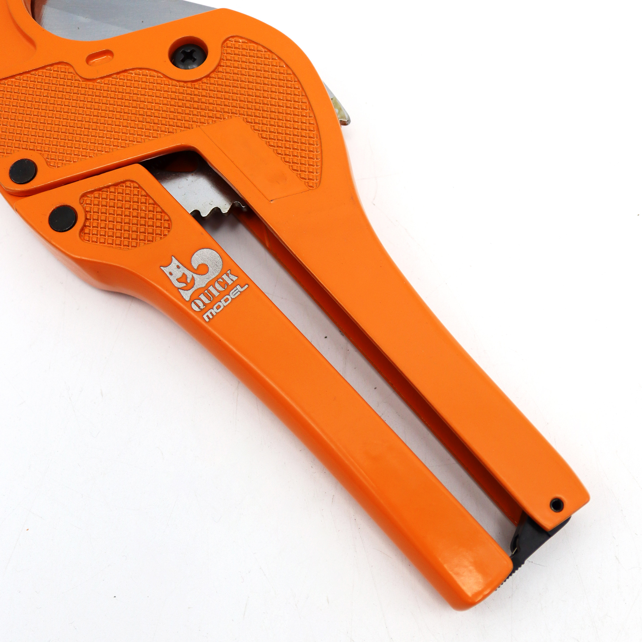قیچی لوله بر مدل کوییک کد YPN-SM-42MM قیچی لوله بر مدل کوییک کد YPN-SM-42MM
