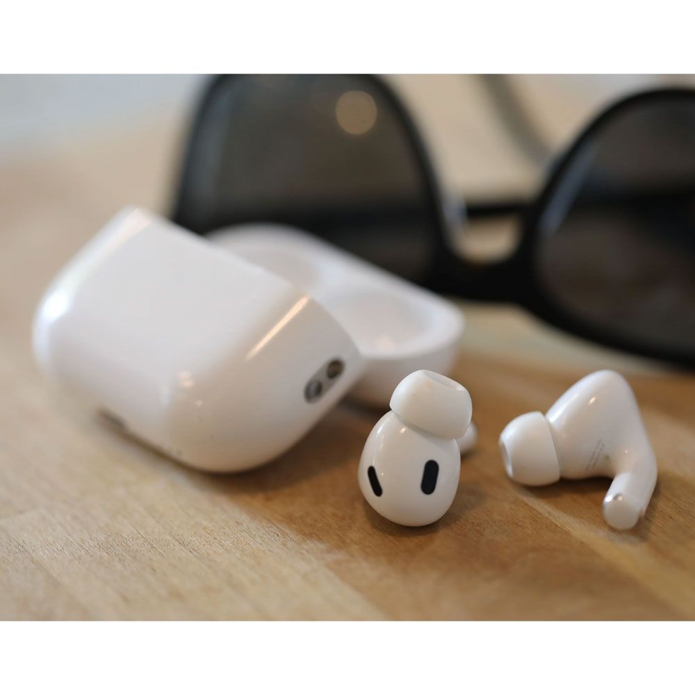 هدفون بلوتوثی اپل مدل AirPods Pro 2nd Generation 2022 Lightning -  - 19
