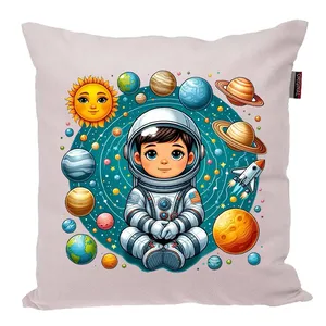 کوسن پاد آفرین مدل فضانورد سیاره منظومه شمسی موشک آدم فضایی کد PK401513 سایز 40*40 سانتی متر