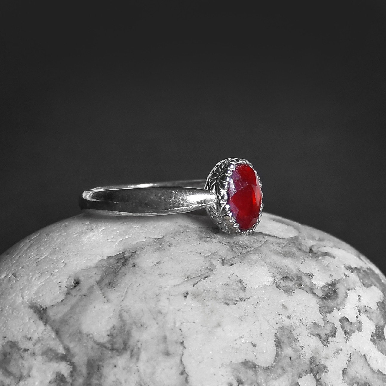 انگشتر نقره زنانه نقره جات لطفی مدل یاقوت کد ANZS03E01