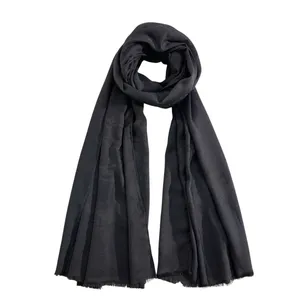 شال زنانه مدل گل‌دار نخ ژاکارد کد 0094