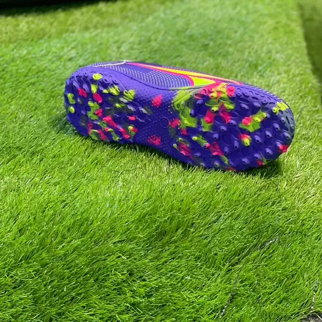 کفش فوتبال پسرانه مدل استوک ریز PU0025