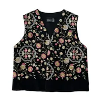 جلیقه زنانه مدل&nbsp;سوزن دوزی