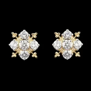 گوشواره طلا 18 عیار زنانه قیراط طرح گل کد GH4268