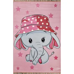 فرش ماشینی 500 شانه افرند زمینه صورتی حاشیه صورتی مدل 185صورتی