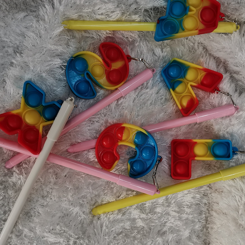 روان نویس مدل آویز دار فیجت طرح U