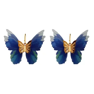 گوشواره طلا 18 عیار زنانه گالری یارطلا  مدل پروانه کد AGP33