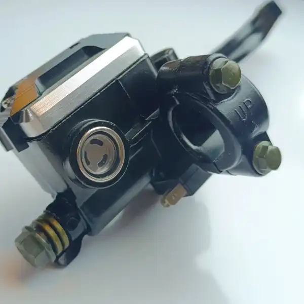 کتی کلاچ ترمز موتورسیکلت مدل قهرمانی پمپ دار کد BK بسته دو عددی