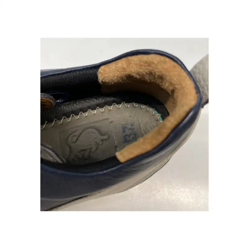 کفش طبی زنانه سرزمین چرم مدل 1352 رنگ طوسی