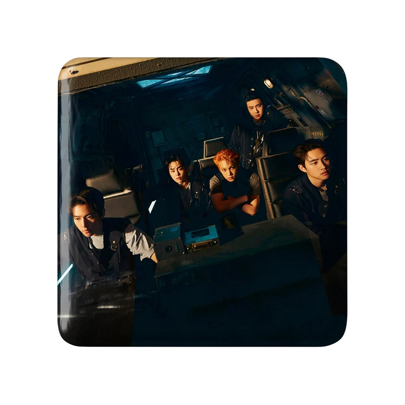 مگنت خندالو طرح گروه اکسو EXO کد 16829