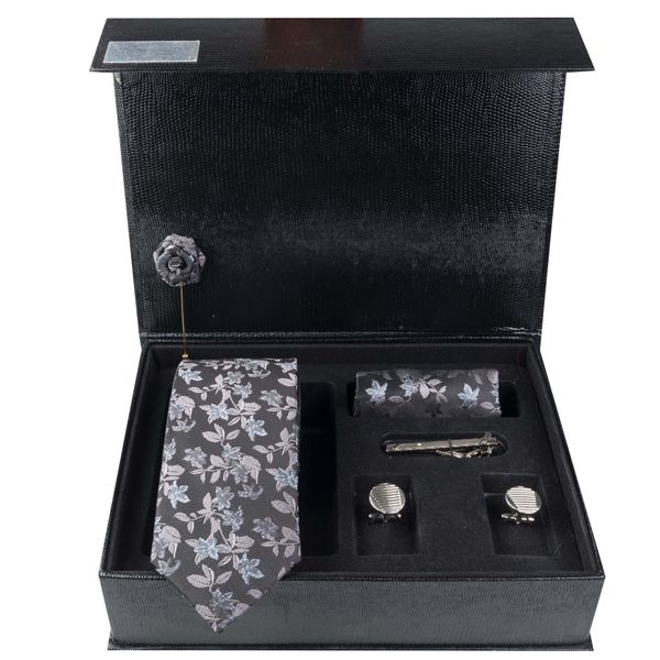 ست کراوات و دستمال جیب و دکمه سردست  و گل یقه کت مردانه جیان فرانکو روسی مدل GF-F967-GR-BOX