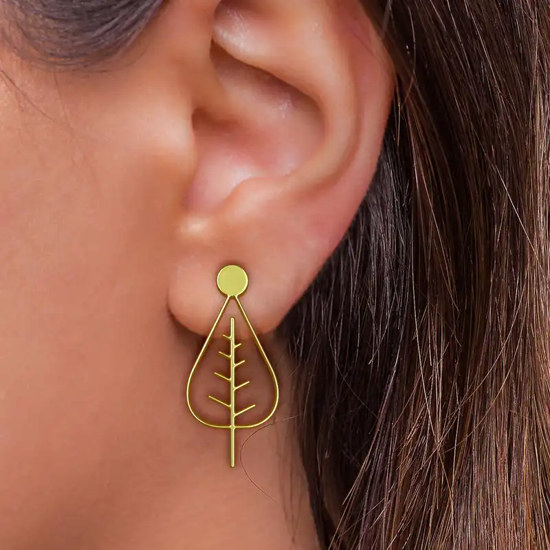 گوشواره طلا 18 عیار زنانه مدوپد مدل درخت کد GA1-15842